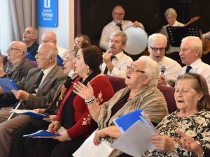 Deneyimli Vatandaşlardan Türk Halk Müziği Konseri