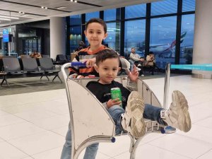 İ̇ran Merkezli Olan Ata Airlines Uçağı İ̇stanbul Havalimanı’na Acil İniş Yaptı