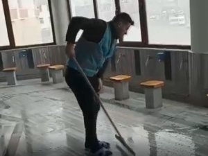 Muradiye Belediyesinden Ramazan Öncesi Cami Temizliği