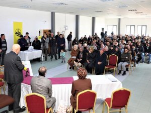 Bayburt Belediyesi Ve Çalhanoğlu Ailesi İşbirliğiyle Depremzedelere Nakdi Yardım