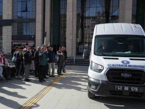 Kütahya Belediyesi’nden Deprem Bölgesine Yeni Ekip