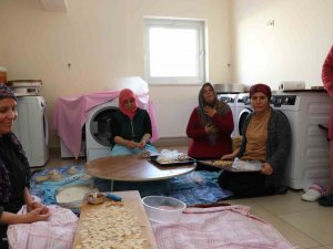 Depremzedeler Kayseri’nin Lezzetlerini Tattı