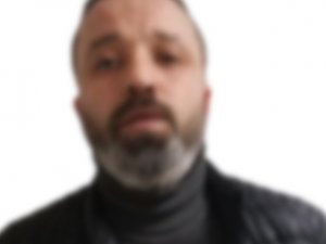 Bağcılar’da Dehşet Anları Kamerada: Borcunu Almak İçin Silahına Sarılıp Öldürmekle Tehdit Etti