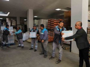 Alanya Belediyesi Ramazan Bereket Paketlerinin Dağıtımına Başladı