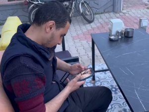 Kazada Ağır Yaralanıp 1 Hafta Yoğun Bakımda Kaldı, İzlediği Görüntüler İle Bir Kez Daha Yıkıldı