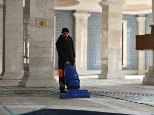 Esenyurt’ta İbadethaneler Ramazan Ayına Hazır