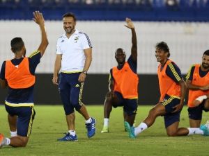 Fenerbahçe, Atromitos Maçı Hazırlıklarını Tamamladı