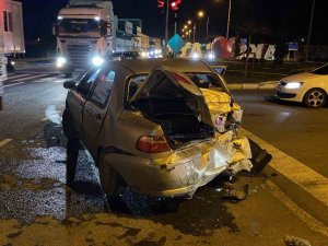 Aksaray’da Tır İle Otomobil Çarpıştı: 3 Yaralı