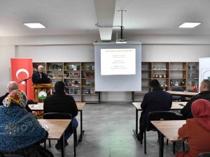 Osmangazi’de Üzüm Yetiştiriciliği Anlatıldı