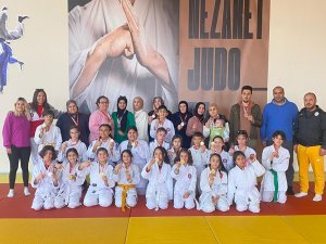Karaman’da Okullar Arası Küçükler Judo İl Birinciliği Müsabakaları Yapıldı