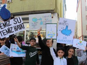 Bingöl’de Minikler “Su Tasarrufu” İçin Yürüdü