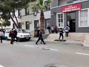 35 İlde 96 Kişiyi Yasa Dışı Bahis Oynatma Bahanesiyle Dolandıran 4 Şüpheli Tutuklandı