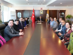 Trakya Üniversitesi Rektörü Prof. Dr. Tabakoğlu, Ataması Yapılan Akademisyenlerle Bir Araya Geldi