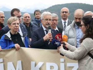 Kuruyan Nilüfer Barajı’nda Su Krizine Karşı Çağrıda Bulundular