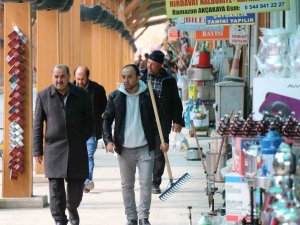 Kırşehir’in Bilinen En Eski Çarşısında Ramazan Yoğunluğu