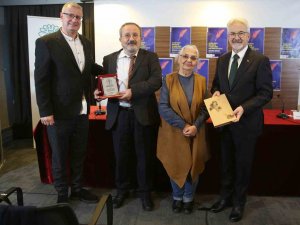 Buyaz Şiir Ve Öykü Onur Ödülleri Sahiplerini Buldu