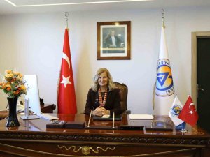Avrasya Üniversitesinin Yeni Rektörü Prof. Dr. Füsun Terzioğlu Görevine Başladı