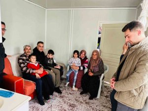 Engelli Depremzede Çocuktan Vali Çağatay’a Çay Daveti