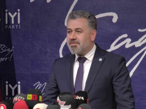 Sedat Kılınç: “Kayseri Ye Hizmet İçin Varım”