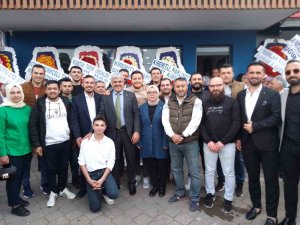 Ak Parti Fethiye İ̇lçe Başkanlığı’nda Devir Teslim Töreni Gerçekleştirildi