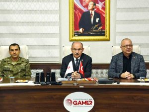 İ̇ftar Programları Yerine Yardım Kolisi