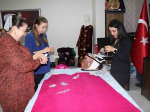 Akyurt’ta Düğünlerde Geleneksel Bindallı Giyilecek