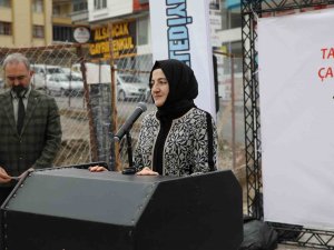 Akyurt Tarihi Merkez Camii Çevre Düzenlemesinde Temel Atıldı