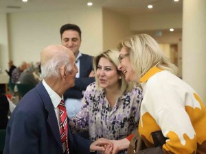 Kartal Belediyesi Yaşlılara Saygı Haftası’nda Huzurevi Sakinlerini Unutmadı