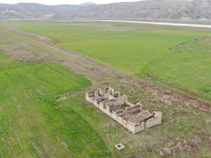 Sular Çekildi, Eski Tren Garı Gün Yüzüne Çıktı