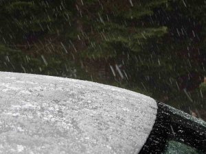 Bolu’nun Yüksek Kesimlerinde Kar Yağışı Etkili Oluyor