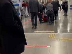 Şişli Belediyesi’nde Skandal Görüntüler: Temizlik İşçisini Yaka Paça Dışarı Attılar