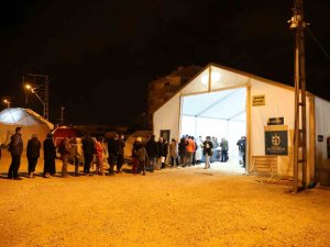 Kocaeli Büyükşehir Çadır Kentinde İlk Sahur Yapıldı