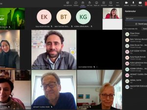 Akademisyenlere Patent Uyarısı: “Tezlerinizi Mutlaka Korumaya Alın”