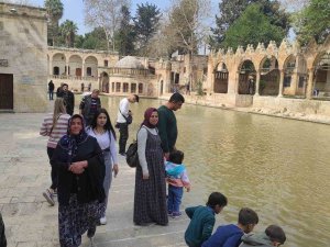 Balıklıgöl’ün Suyu Berraklaşıyor