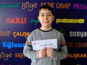 7.sınıf Öğrencisinden Duygulandıran Hareket