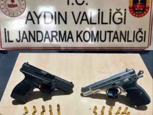 Şüphe Üzerine Durdurulan Araçtan Tabanca Çıktı