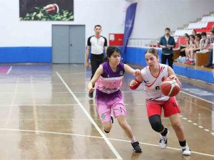 Aydın’da ’U16 Kızlar Bölge Şampiyonası’ Tamamlandı