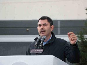 Bakan Kurum: "Konutlarımızı 1 Yıl İçerisinde Teslim Edeceğiz"