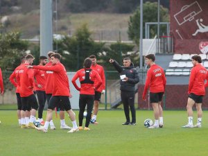 A Milli Takım, Ermenistan Maçı Hazırlıklarını Sürdürdü