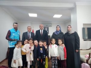 Miniklerden Depremzedelere Destek