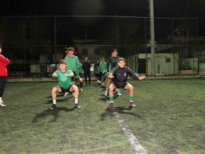 U17’de Play Off’u Garantileyen Genç Horozlar, Altay’a Konuk Oluyor