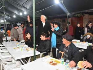 Başkan Bakkalcıoğlu Ramazan Ayının İlk Orucunu İftar Çadırında Açtı