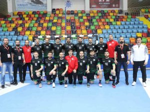 Sakarya Büyükşehir Hentbol Takımı Trabzon’da Kazanarak Zirve Takibini Sürdürdü