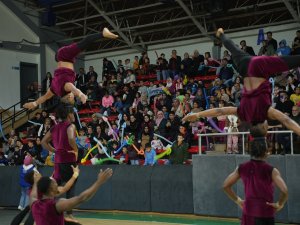 Depremzedeler, Bu Organizasyonda Gönüllerince Eğlendi