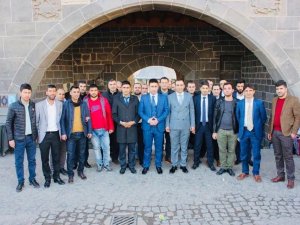 Akil Gençler Genel Başkanı Ateş: “Kürtler Ak Parti’yi Desteklemelidir”