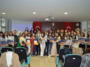 Kazakistan’dan Gelen Staj Öğrencileri Sertifikalarını Aldı