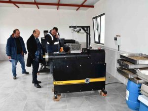 Yalova Altınova’da Atık Yemekler Yüksek Kaliteli Mamaya Dönüşüyor