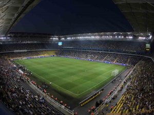 Fenerbahçe: "Stadımızın Sağlam Olmadığı İle İlgili Haber Ve Söylemler Gerçeği Yansıtmamaktadır"