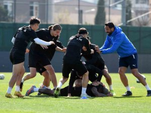 Manisa Fk, Altay Maçı Hazırlıklarını Tamamladı
