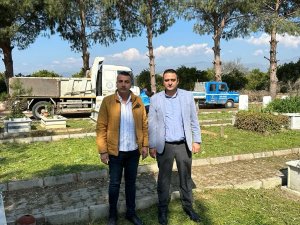Nazilli’de Mezarlıklar Bakıma Alındı